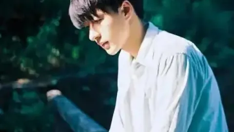 [图]詹姆斯孤军奋战26分11助攻，黄蜂错失绝杀三分败北